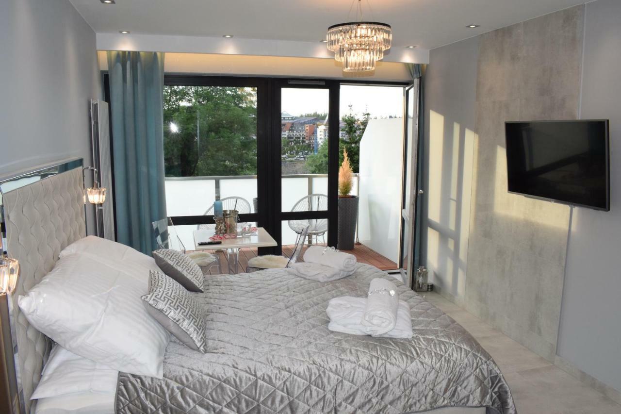 Apartament Silence Triventi Cristal คาร์ปัตซ์ ภายนอก รูปภาพ
