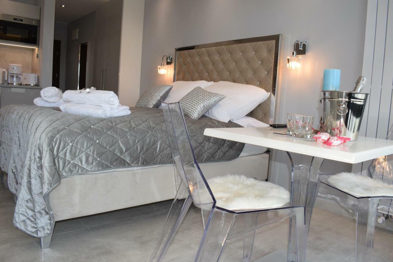 Apartament Silence Triventi Cristal คาร์ปัตซ์ ภายนอก รูปภาพ