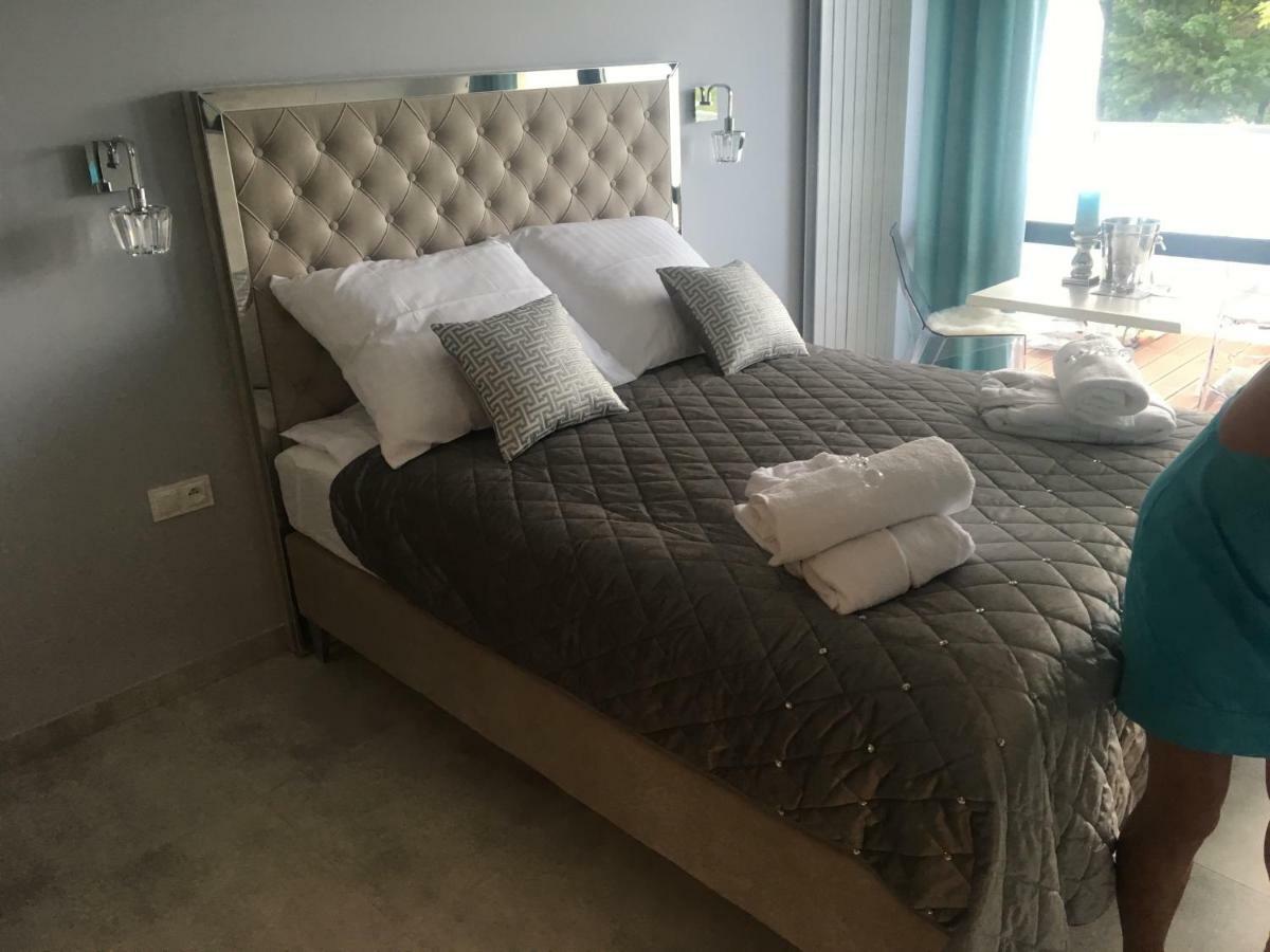 Apartament Silence Triventi Cristal คาร์ปัตซ์ ภายนอก รูปภาพ