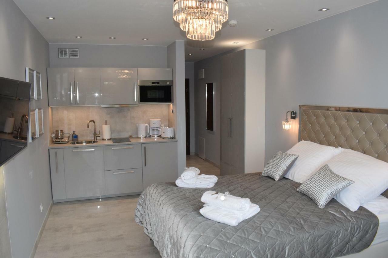 Apartament Silence Triventi Cristal คาร์ปัตซ์ ภายนอก รูปภาพ
