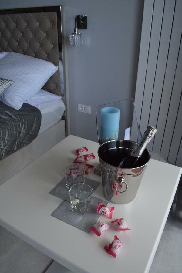 Apartament Silence Triventi Cristal คาร์ปัตซ์ ภายนอก รูปภาพ