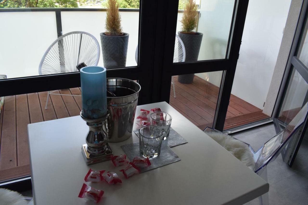 Apartament Silence Triventi Cristal คาร์ปัตซ์ ภายนอก รูปภาพ