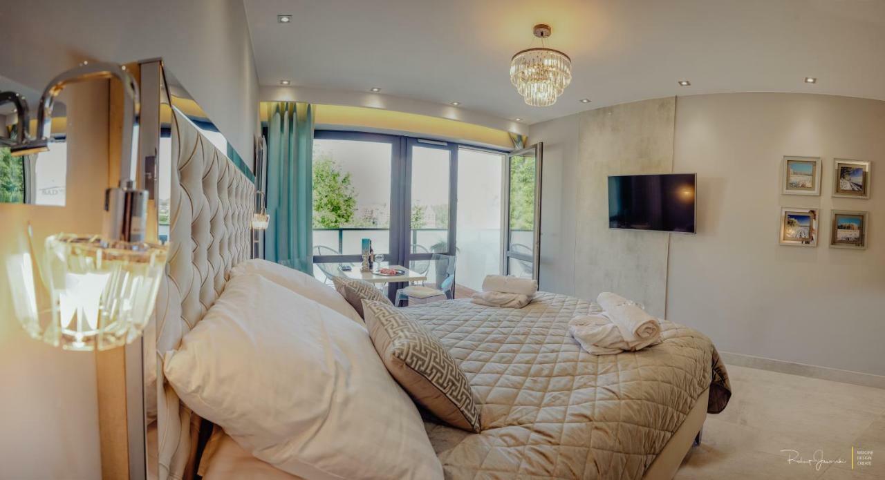 Apartament Silence Triventi Cristal คาร์ปัตซ์ ภายนอก รูปภาพ
